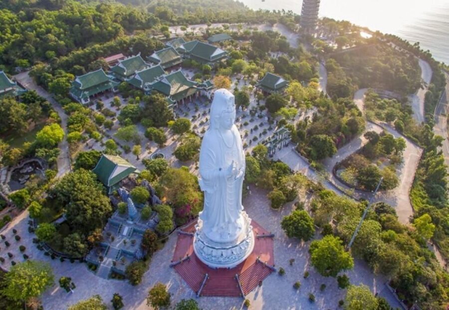 Am Phu Cave, Marble and Monkey Mountain Fullday tour - Pagodas, Tunnels, and the Mystical Light Effect