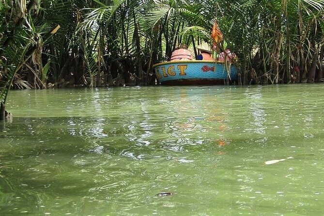 Basket Boat Tour from Da Nang/HoiAn by Lunch & Cafe Class Private - Crabbing With Bamboo Poles and Hand Nets (The Hands-On Part)