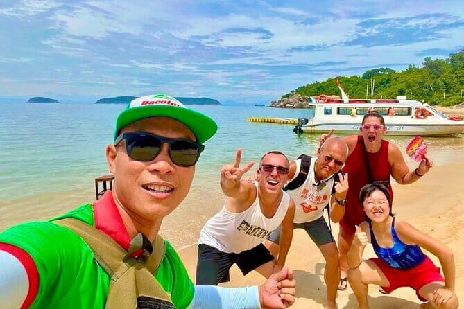 Cham island snorkeling tour - Han River Boat Trip: Watching Da Nang from a Different Angle