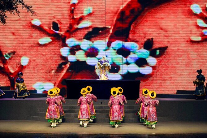 Charming Da Nang Show : Culture-Art-History-LifeStyle of Vietnam - Inside the Charming Da Nang Show, 70 Minutes at Full Speed