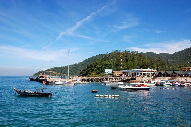 Cu Lao Cham Island Tour from Da Nang/ Hoi An - Lunch at Ong Beach (and the Monkey Reality Check)