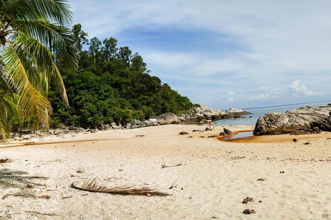 Cu Lao Cham Island Tour from Da Nang/ Hoi An - Guides Make the Day: The Names You Might Meet