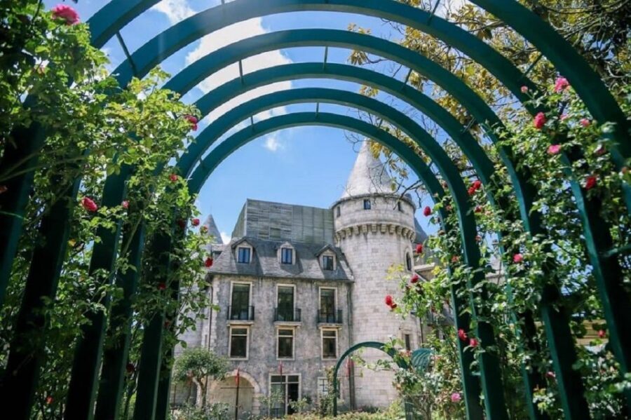 Da Nang: Ba Na Hills Tour with Cable Car Ride - French village vs. Fantasy Park: pick your energy in the afternoon