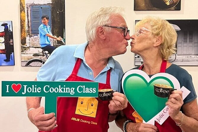 Da Nang Coffee Making and Banh Mi Class - Finding Jolie Cooking Class by Dragon Bridge