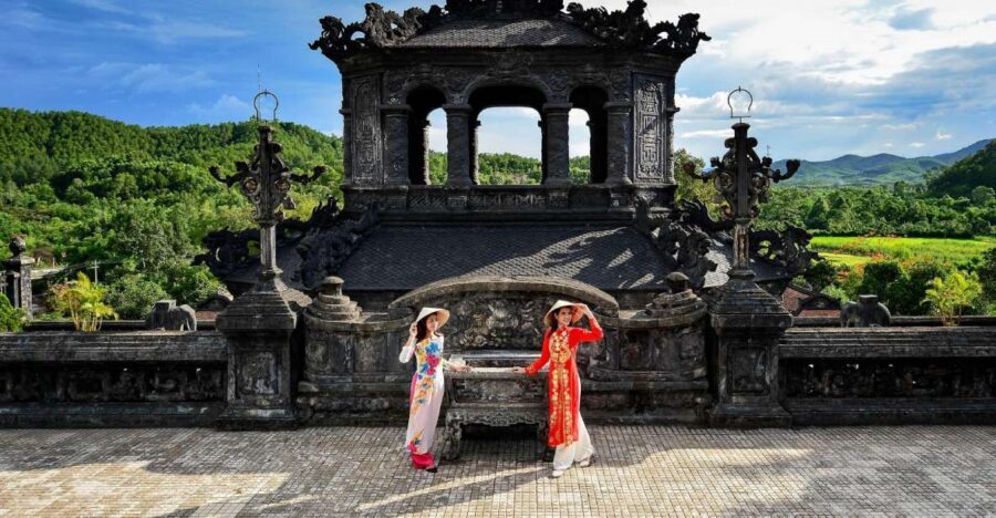 Da Nang: Hue Imperial City and Hai Van Pass Small Group Tour - Da Nang to Hue in One Day: the route you’ll feel immediately