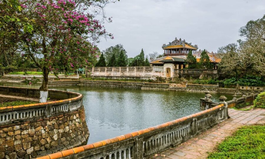 Da Nang: Hue Imperial City and Hai Van Pass Small Group Tour - Hai Van Pass: the scenic break that actually makes sense