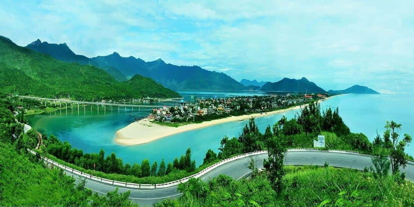 Da Nang: Hue Imperial Day Trip, Hai Van Pass Train, & Lunch - Key moments that make this tour worth it