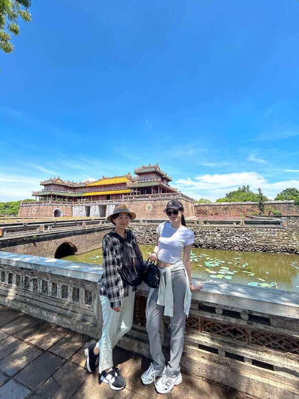 Da Nang: Imperial Hue And Scenic Hai Van Pass Discovery Tour - Thien Mu Pagoda by Perfume River boat: quiet views with a difficult story inside