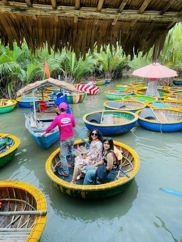 Da Nang: Marble Mountains, Hoi An, and Coconut Forest Tour - Cẩm Thanh Coconut Forest basket boat: the fun part of the day