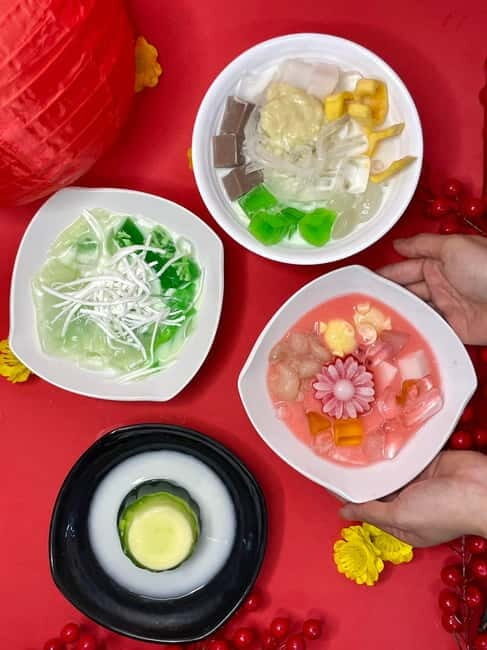 Da Nang: Michelin-Selected Street Food Tour with Local Guide - A 3-hour Da Nang street food plan with a max of 15