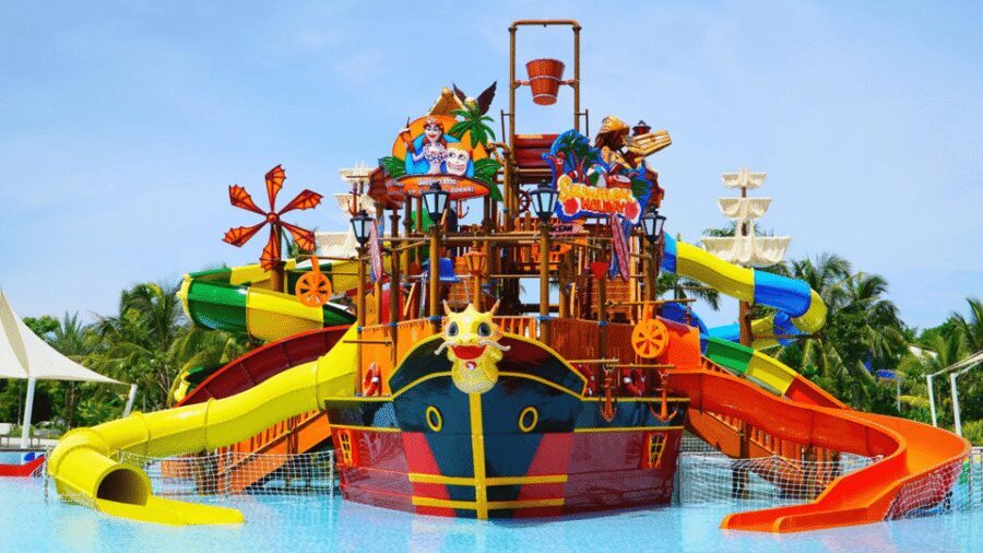 Da Nang: Mikazuki Water Park 365 with Onsen E-Ticket - Thrill & Chill Paradise: How the Rides Feel in Real Time