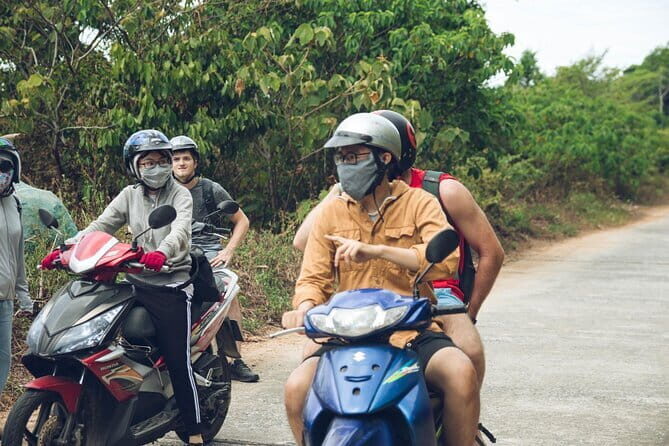 Da Nang Motorbike Tour with Local Guide-Food, Culture-Hidden Gems - Why Da Nang Feels Different When You Ride