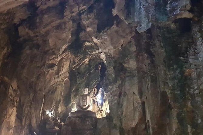 DA NANG NIGHTLIFE Tour with MARBLE MOUNTAIN & LADY BUDDHA STATUE, DRAGON BRIDGE - What the private guide actually adds