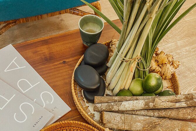 Da Nang: Private 90 minutes Aroma Massage by Trees Spa - The oil-and-skin part: aroma massage without the guesswork