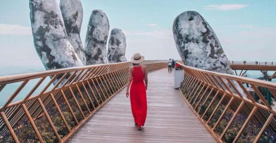 Da Nang: Private & All-Inclusive Instagram Tour - Cable Car to Ba Na Hills: the ride that sets up the big views