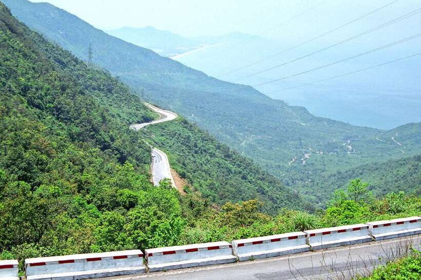 Da Nang : Private Car to Hue with Multi Sightseeing Stops - Who this tour suits best