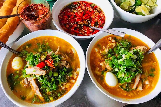 Da Nang Scooter Food Tour & Hidden Gems w/ Locals - Key things that make this tour work well