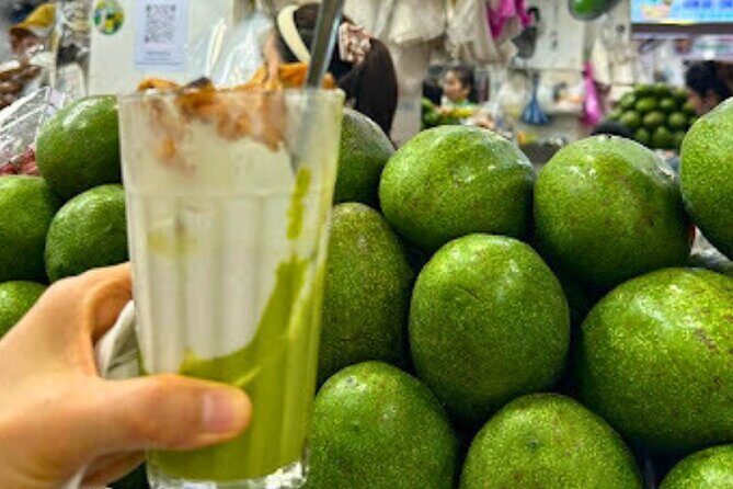 Da Nang Scooter Food Tour & Hidden Gems w/ Locals - Scooter night food in Da Nang: what the experience really feels like