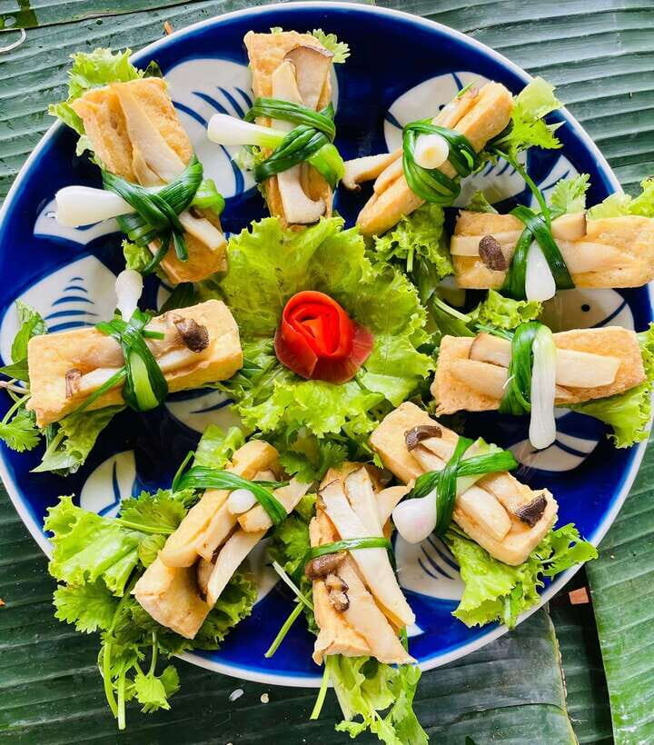 Da Nang Vegetarian Cooking and coffee Class - From your stove to lunch: why the tasting matters