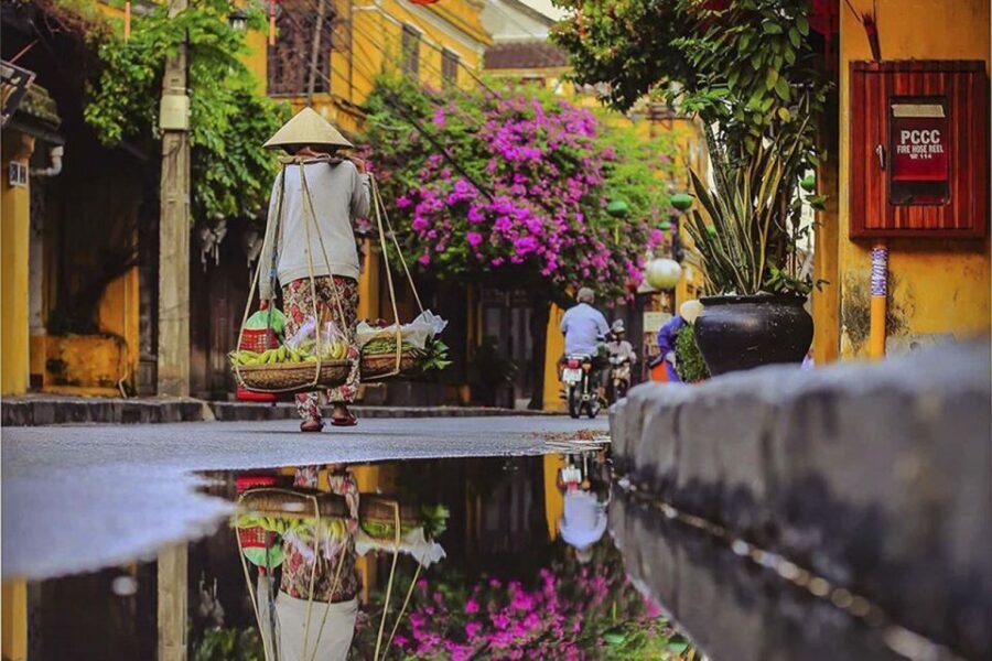Danang: Hoi An, Marble Mountains or Bay Mau Coconut Forest - Lady Buddha on Monkey Mountain: high views, real effort