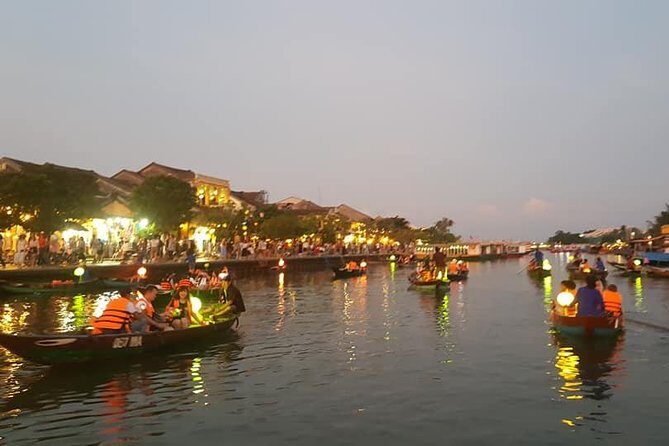 Discover Hoi An Walking Tour, Sampan Boat Ride, Night Market &Colourful Lanterns - Sampan Boat Ride on the Hoai River: The Experience You’ll Remember