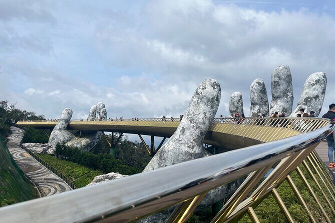 Early tour/ transfer from Hoi An/Da Nang to Golden bridge - Hotel pickup to Ba Na Hills: how the day starts smoothly