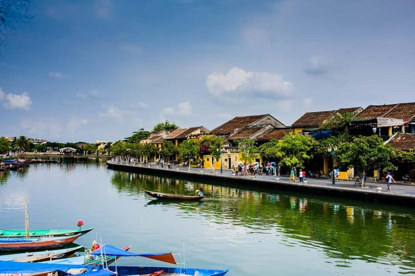 From Da Nang: Hoi An Old Town Tour, Night Market & Boat Ride - Hoi An’s Japanese Bridge: symbolism you’ll actually notice