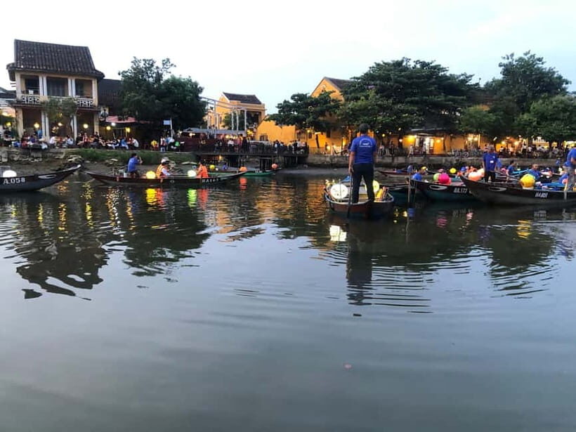 From Da Nang: Hoi An Old Town Tour, Night Market & Boat Ride - Old-town wandering, handicraft shops, and quick alley time