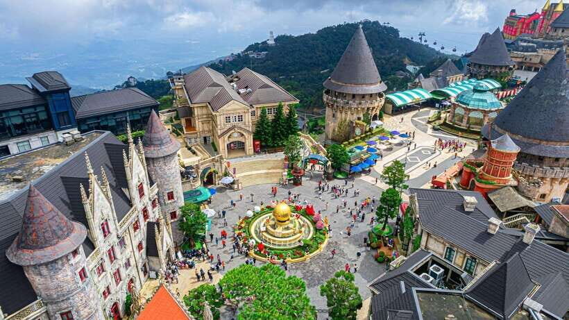 From Hoi An/Da Nang: Ba Na Hills and Golden Bridge Day Trip - Timing and transfers: the 9-hour flow from Hoi An or Da Nang