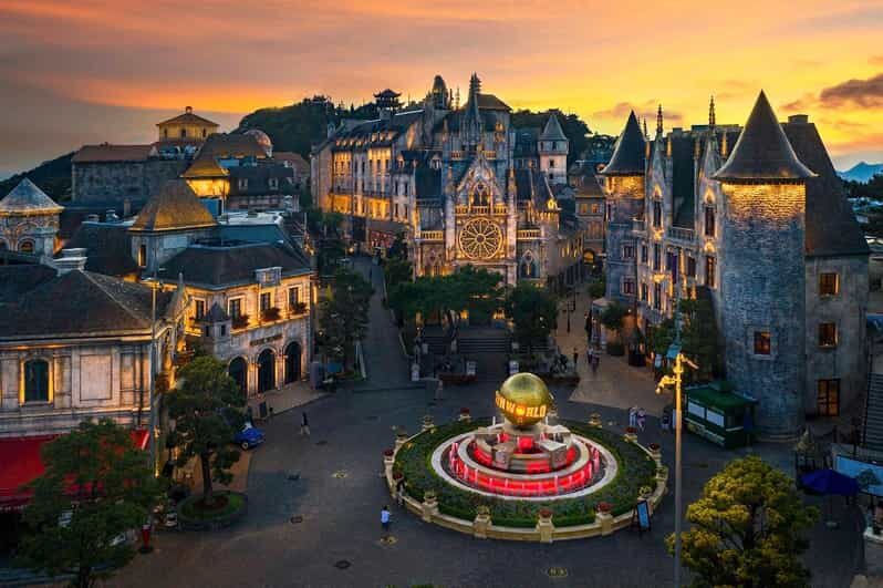 Golden Bridge - Ba Na Hills Small Group from Hoi An/ Da Nang - Golden Bridge: the photo icon and what to do with the crowd