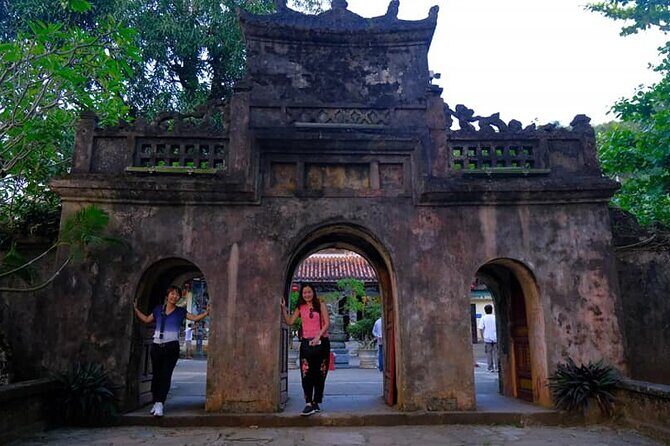 Guided Tour to Marble Mountain &HoiAn City-BoatRide-Night Market - The Japanese Covered Bridge and how to time your photos