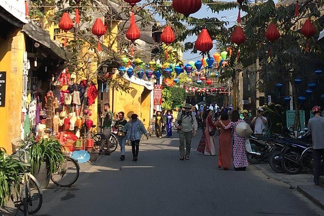 Guided Tour to Marble Mountains & Hoi An Walking Tour , Night Market, Boat Ride - Japanese Covered Bridge and the fast photo moments