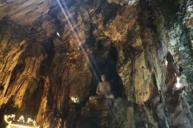 Guided Tour to Marble Mountains & Hoi An Walking Tour , Night Market, Boat Ride - Sampan boat ride at night: the calmer side of the city