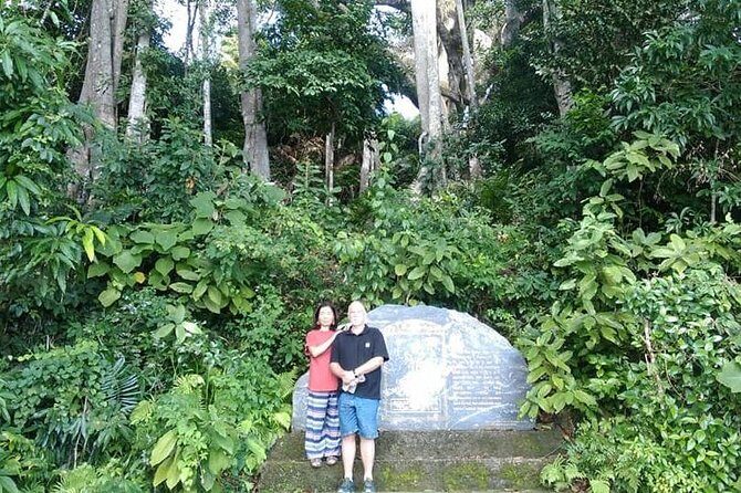 Guided Tour to Visit Marble Mountain,Lady Buddha Statue& Monkey Mountain by Jeep - Marble Mountains: Pagodas, Caves, and the Human Stories in the Stone