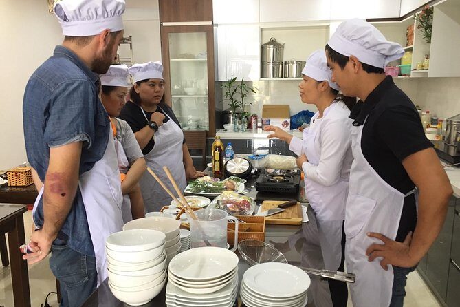 Happy Cooking Class in Danang - Welcome Drinks and Getting Oriented