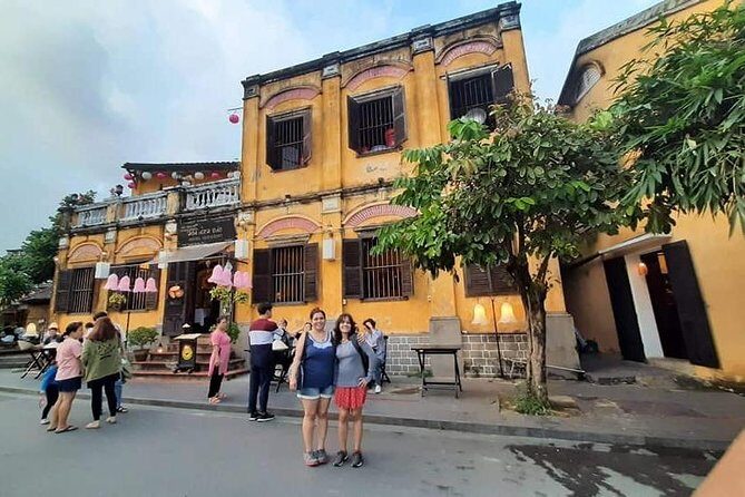 Hoi An City-Peaceful Morning Walking or Afternoon Tour& boat Ride - Central market and free time: shopping without feeling trapped
