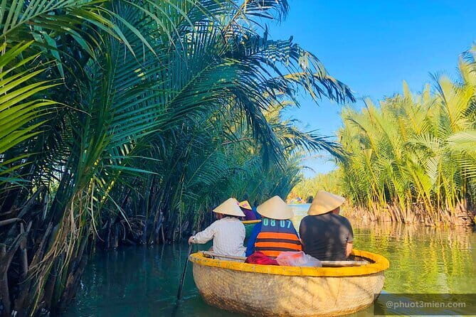 Hoi an Coconut Boat & Hoi an Ancient Town From Da nang or Hoi an - Paddling practice, performances, and boat racing at Bay Mau