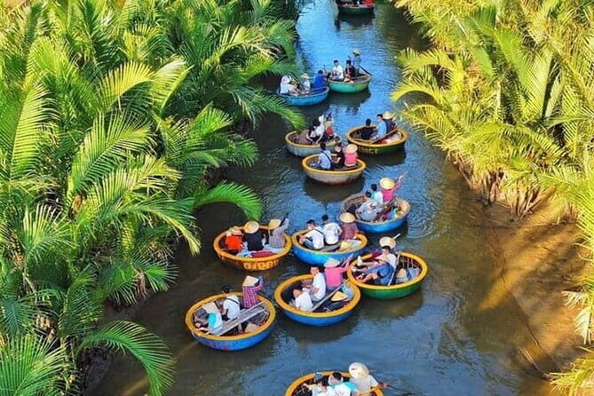 Hoi an Coconut Boat & Hoi an Ancient Town From Da nang or Hoi an - Group size and the guide effect: what you should look for