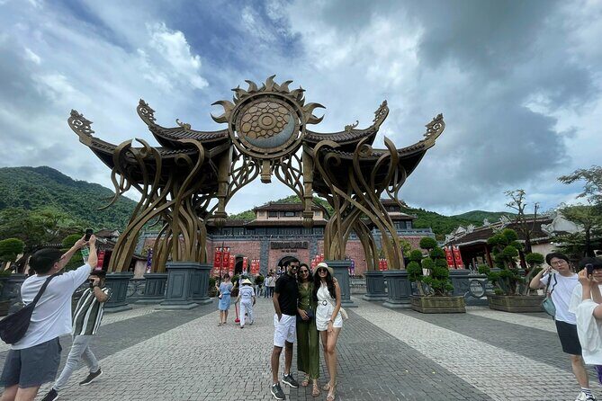 Hoi An/ Da Nang - Ba Na Hills - Golden Bridge Daily Tour - Morning pickup to Golden Bridge: how the day is paced
