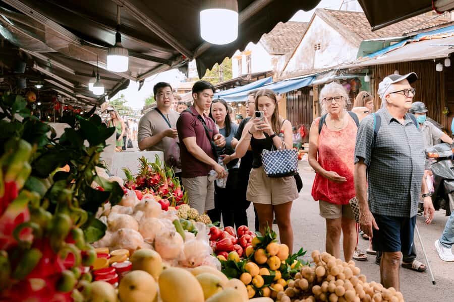 Hoi An: Lantern Making, Basket Boat, and Cooking Class - Market, boat, cooking, lanterns: why this Hoi An combo works