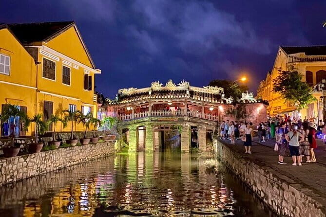 Hoi An Walking Tour, Sampan Boat Trip , Foodie Tour by Night - Timing and pace: what 5 hours 30 minutes feels like