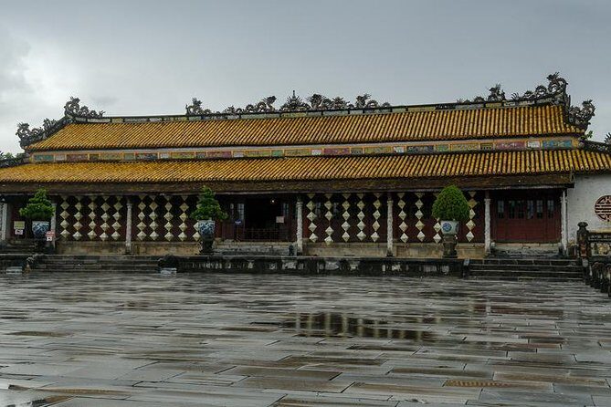 Hue City and The Citadel via Hai Van Pass Daily Small Group Tour - Your guide’s job here: timing, pacing, and making the Citadel make sense