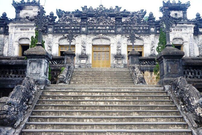 Hue Imperial City Full Day Small Group Tour from Da Nang - Thien Mu Pagoda at 3 p.m.: the quiet “wrap-up” site