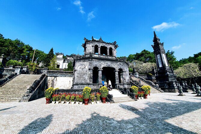 Hue Imperial City Private Tour with Royal Lunch - Hue in one day: private pace from Da Nang