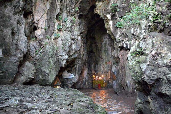 Marble Mountains - Am Phu Cave - Monkey Mountain Sunset tour - Shopping stops and how to keep your focus on the caves and Buddha