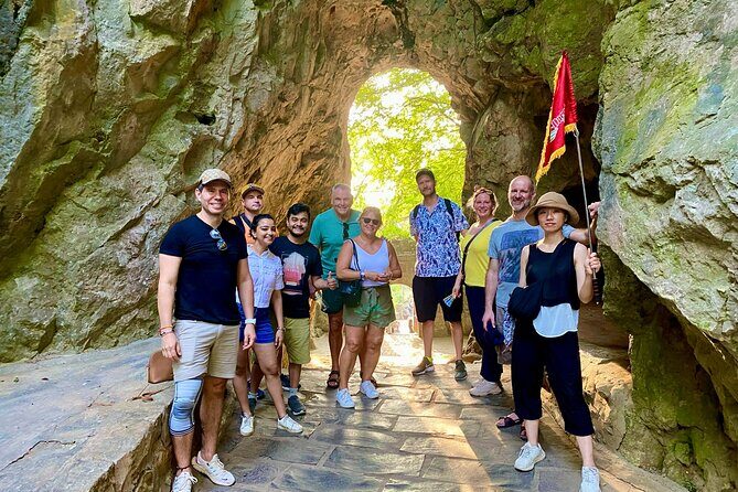 Monkey mountain-Huge Lady Buddha-Marble mountains & Am Phu caves - Price and logistics: does $30 cover real value?