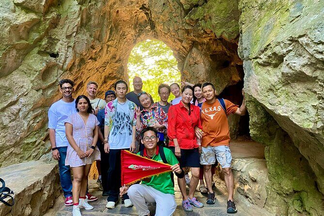 Monkey mountain-Huge Lady Buddha-Marble mountains & Am Phu caves - Should you book? My straight answer