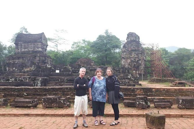 MY SON HOLYLAND Private Tour-Early Morning at 6A.M or Afternoon - Pickup and the drive: from Hoi An or Da Nang to the temples