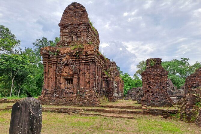My Son Sanctuary and Marble Mountains from HOI AN OR DA NANG - Should you book My Son and Marble Mountains from Hoi An or Da Nang?