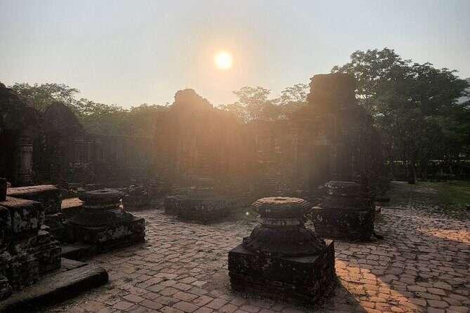 MY SON SUNRISE TOUR to avoid Crowds, Take Nice Photos from HOI AN or DANANG CITY - Key things that make this tour work